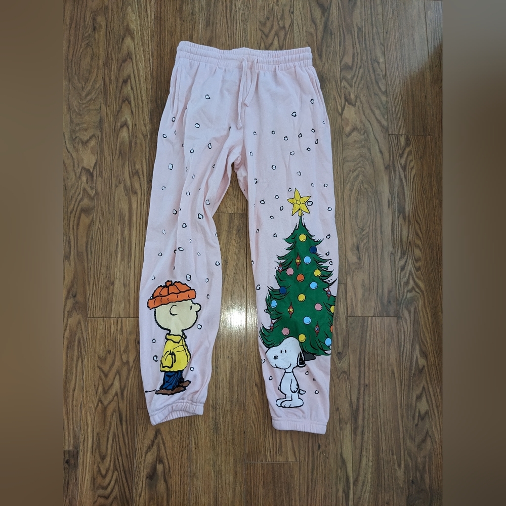 Pink Peanuts Holiday Sweatpants